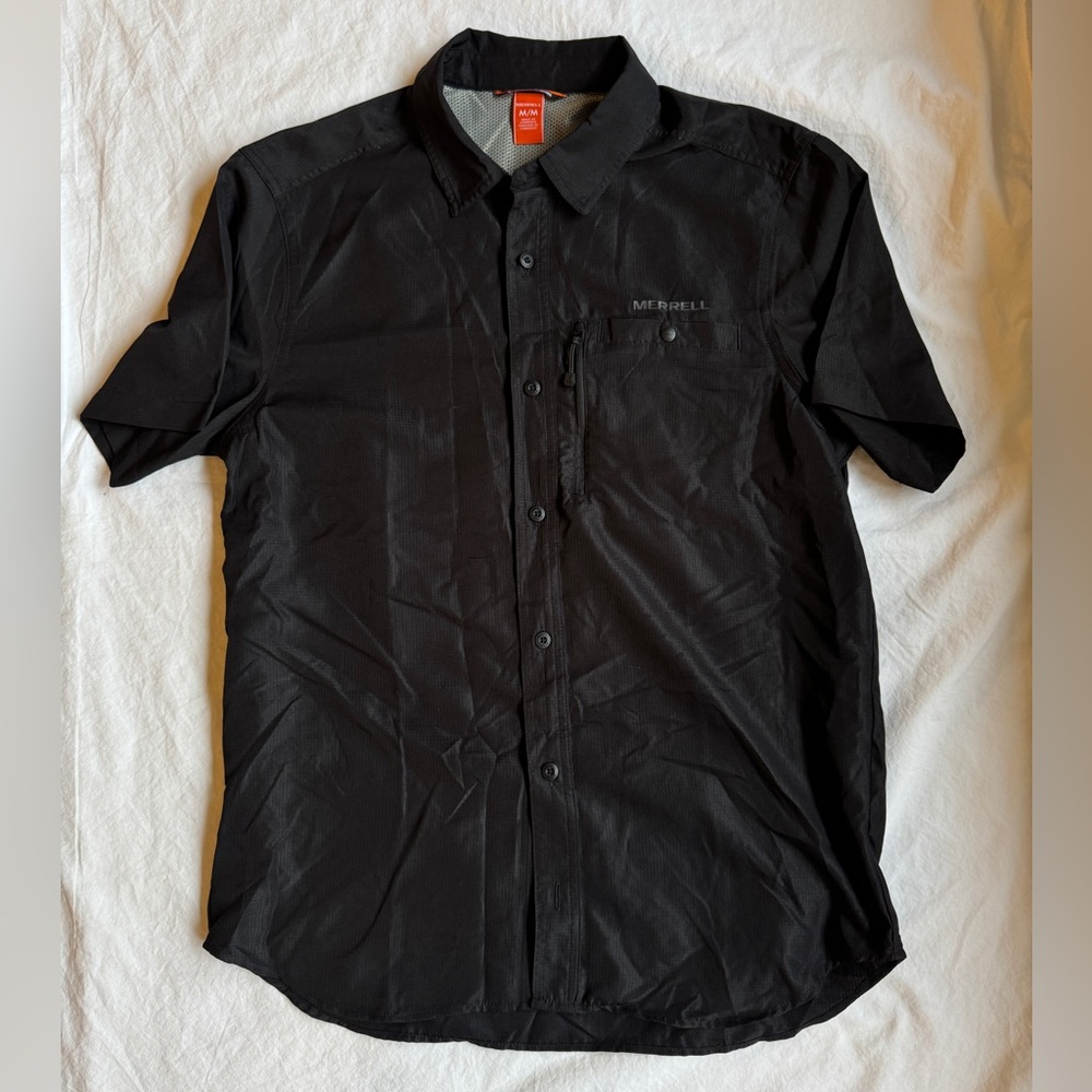 💛Merrell Button Down Shirt (NWOT)